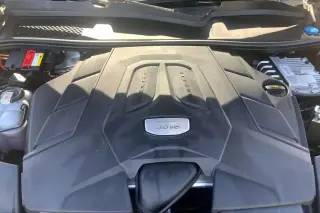 Porsche Cayenne 2022 AWD 4 puertas SUV