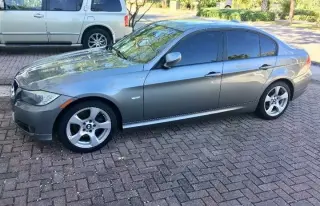 2010 BMW 328i SEDAN