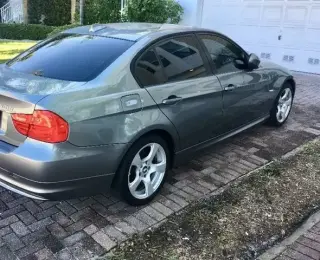 2010 BMW 328i SEDAN