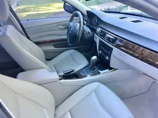 2010 BMW 328i SEDAN