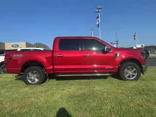 Ford F-150 2025 4x4 XLT 4 puertas SuperCrew 6.5 pies SB