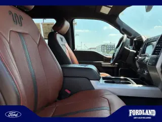 Ford F-250 Super Duty 2021 4x4 King Ranch 4 puertas Cabina Crew 6.8 pies. Pickup SB