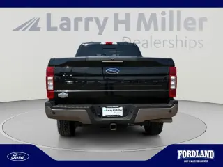 Ford F-250 Super Duty 2021 4x4 King Ranch 4 puertas Cabina Crew 6.8 pies. Pickup SB