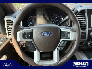 Ford F-250 Super Duty 2021 4x4 King Ranch 4 puertas Cabina Crew 6.8 pies. Pickup SB