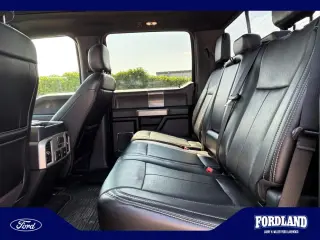 Ford F-150 2018 4x4 Lariat 4 puertas SuperCrew 5.5 pies. SB