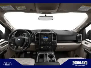 Ford F-150 2017 4x4 King Ranch 4 puertas SuperCrew 5.5 pies. SB
