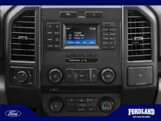 Ford F-150 2017 4x4 King Ranch 4 puertas SuperCrew 5.5 pies. SB
