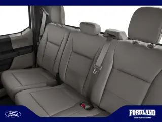 Ford F-150 2017 4x4 King Ranch 4 puertas SuperCrew 5.5 pies. SB