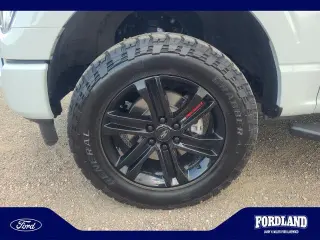 Ford F-150 2023 4x4 XLT 4dr SuperCrew 5.5 ft. SB