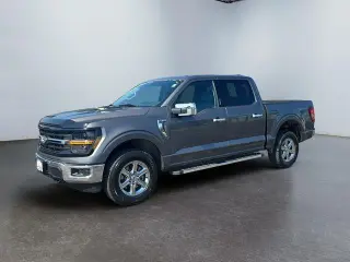 Ford F-150 2024 4x4 XLT 4 puertas SuperCrew 5.5 pies. Caja corta