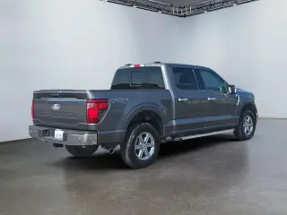 Ford F-150 2024 4x4 XLT 4 puertas SuperCrew 5.5 pies. Caja corta