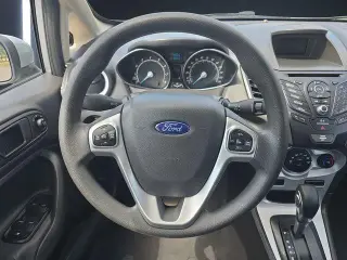 Ford Fiesta 2019 SE 4 puertas Sedán