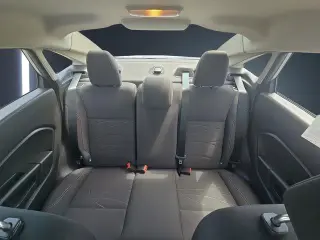 Ford Fiesta 2019 SE 4 puertas Sedán