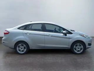 Ford Fiesta 2019 SE 4 puertas Sedán