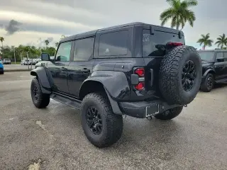 Ford Bronco 2025 4x4 Big Bend 4 puertas SUV