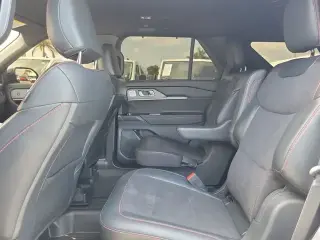 Ford Explorer 2025 ST 4 puertas SUV
