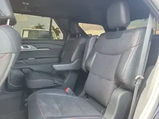 Ford Explorer 2025 ST 4 puertas SUV