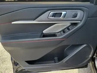 Ford Explorer 2025 ST 4 puertas SUV