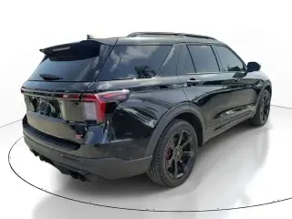 Ford Explorer 2025 ST 4 puertas SUV