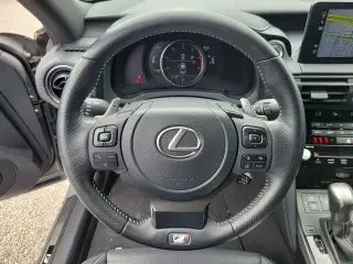 Lexus IS 350 2024 F SPORT 4 puertas Sedan