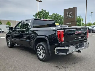 GMC Sierra 1500 2025 4x4 SLT 4 puertas Cabina Crew 5.8 pies. SB