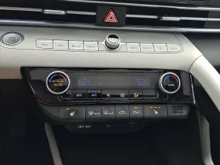 Hyundai ELANTRA 2023 Limited 4 puertas Sedan