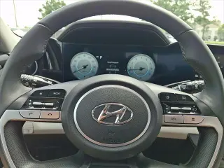 Hyundai ELANTRA 2023 Limited 4 puertas Sedan