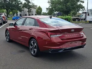 Hyundai ELANTRA 2023 Limited 4 puertas Sedan
