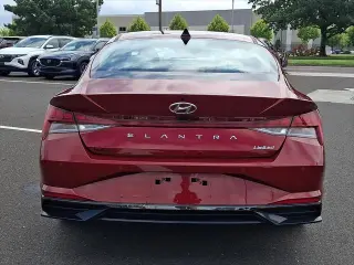 Hyundai ELANTRA 2023 Limited 4 puertas Sedan