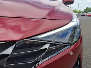 Hyundai ELANTRA 2023 Limited 4 puertas Sedan