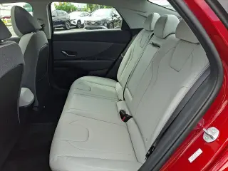 Hyundai ELANTRA 2023 Limited 4 puertas Sedan
