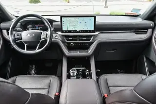 Ford Explorer 2025 AWD Platinum 4 puertas SUV