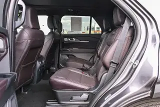 Ford Explorer 2025 AWD Platinum 4 puertas SUV