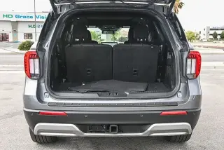 Ford Explorer 2025 AWD Platinum 4 puertas SUV