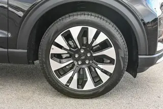 Ford Explorer 2025 AWD Platinum 4 puertas SUV
