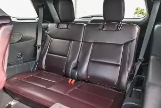 Ford Explorer 2025 AWD Platinum 4 puertas SUV