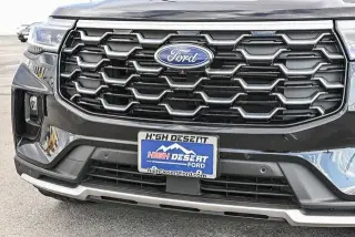 Ford Explorer 2025 AWD Platinum 4 puertas SUV
