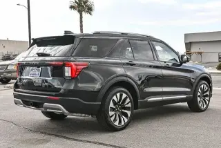 Ford Explorer 2025 AWD Platinum 4 puertas SUV