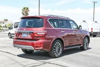 Nissan Armada 2023 4x2 Platinum 4 puertas SUV