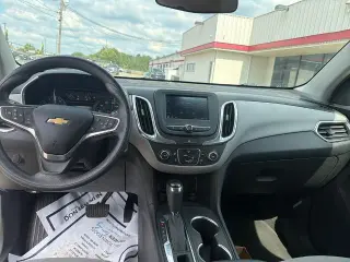 Chevrolet Equinox 2021 LS 4 puertas SUV con paquete 1LS