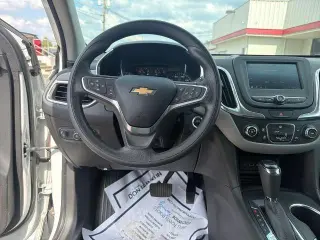 Chevrolet Equinox 2021 LS 4 puertas SUV con paquete 1LS