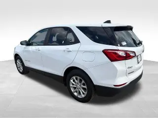 Chevrolet Equinox 2021 LS 4 puertas SUV con paquete 1LS