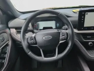 Ford Explorer 2025 AWD Platinum 4 puertas SUV