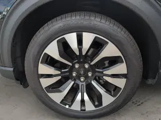 Ford Explorer 2025 AWD Platinum 4 puertas SUV