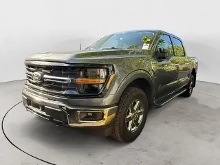 Ford F-150 2025 4x4 XLT 4 puertas SuperCrew 5.5 pies. SB