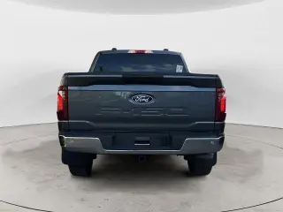 Ford F-150 2025 4x4 XLT 4 puertas SuperCrew 5.5 pies. SB
