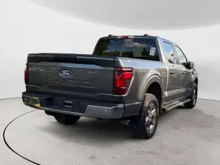 Ford F-150 2025 4x4 XLT 4 puertas SuperCrew 5.5 pies. SB