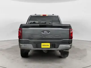 Ford F-150 2025 4x4 XLT 4 puertas SuperCrew 5.5 pies. SB