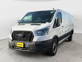 Ford Transit 2024 150 3 puertas SWB Techo Bajo Furgón de Carga