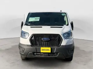 Ford Transit 2024 150 3 puertas SWB Techo Bajo Furgón de Carga